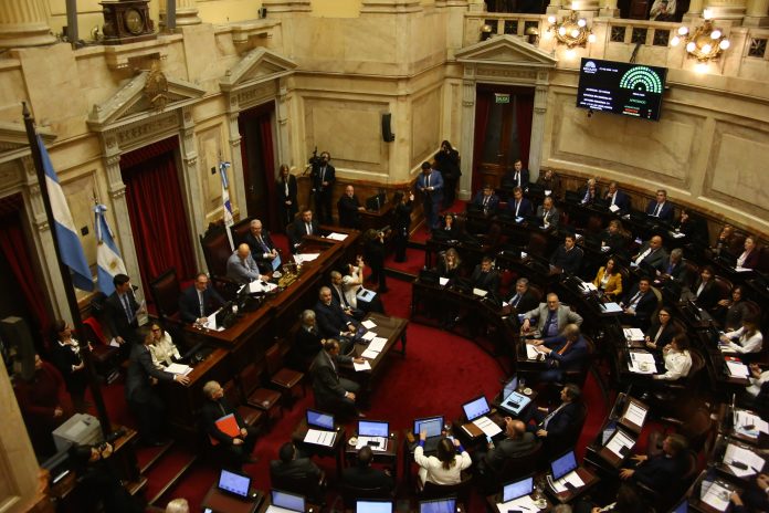 Senado: hubo acuerdo para sesionar el jueves con biocombustibles y traspasos judiciales