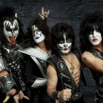 3 clásicos del rock para pasar la noche despierto