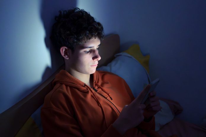 “Brain rot” digital: las señales que indican que el uso del celular podría estar afectando tu concentración