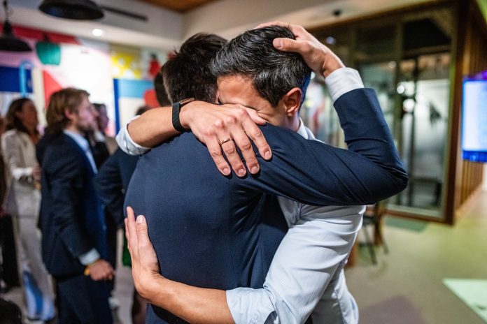El jugador de Los Leones Nicolás Keenan confirmó que serán padres con Rob Jetten, primer ministro de los Países Bajos