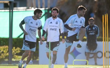 Lo que dejó el último entrenamiento de Messi en la Selección: la prenda que debió cumplir y las visitas ilustres