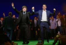 Milei sigue de cerca la elección en Brasil y apuesta a una internacional de derecha si gana Bolsonaro